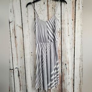 Julie's Closet Women's M Gray White Striped Spaghetti-Strap Summer Dress EUC